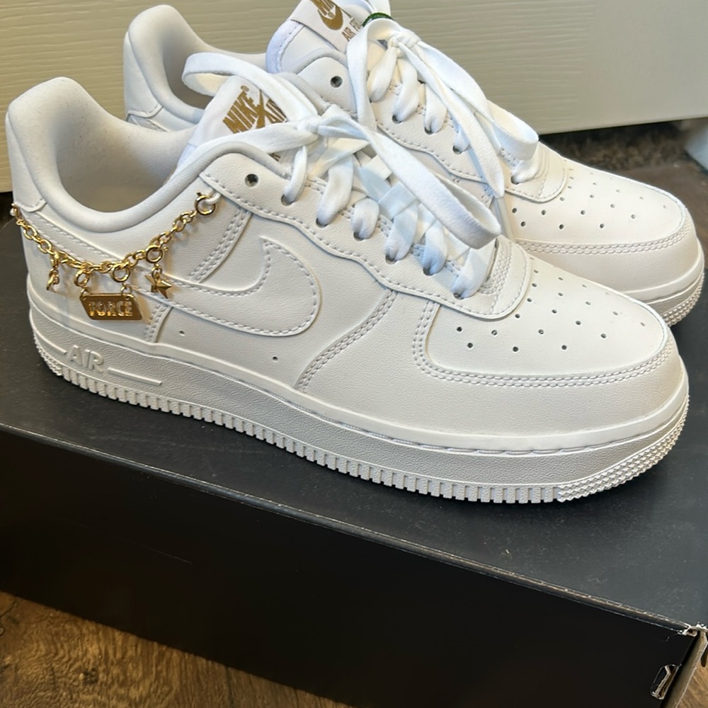 Air Force 1s 07 LX